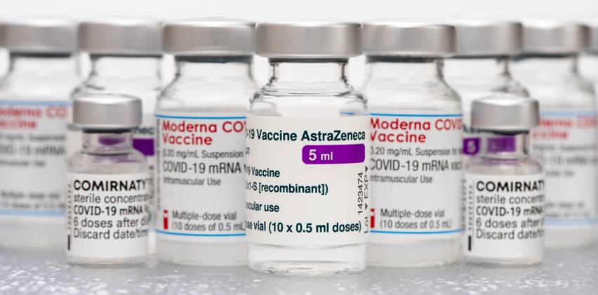 Covid-19 Impfstoff von Astra Zeneca, Moderna und Pfizer; Biontech; Pfizer-Biontech Der Impfstoff von Astra Zeneca, Moderna und Pfizer; Biontech; Pfizer-Biontech gegen Corona Covid-19