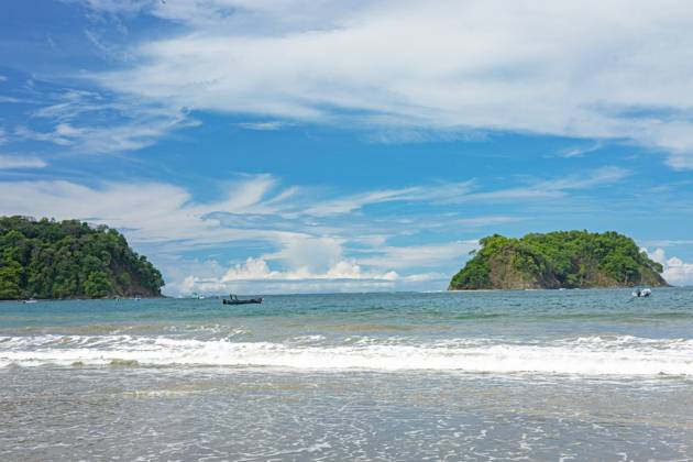 schöner Sandstrand am Pazifik in Samara in Costa Rica schöner Sandstrand am Pazifik in Samara in Costa Rica Copyright: xZoonar.com AlexanderxLiessx 21822970