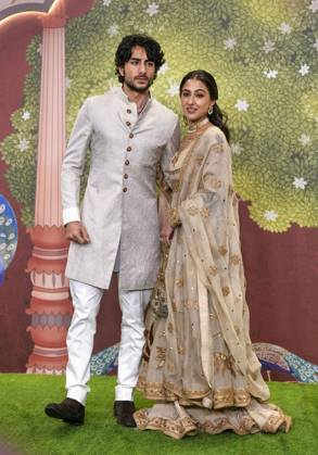 Anant-Radhika s post wedding ceremony Mumbai: Actor Sara Ali Khan and brother Ibrahim Ali Khan pose for photos upon their arrival to attend Anant Ambani and Radhika Merchant s post wedding ‘Blessing Ceremony’, in Mumbai, Saturday, July 13, 2024. (PTI Photo Kunal Patil) (PTI07_13_2024_000313A) Mumbai Maharashtra India Copyright: xKunalxPatilx (PTI07_13_2024_000313A)