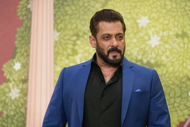 Anant-Radhika s post wedding ceremony Mumbai: Actor Salman Khan poses for photos upon his arrival to attend Anant Ambani and Radhika Merchant s post wedding ‘Blessing Ceremony’, in Mumbai, Saturday, July 13, 2024. (PTI Photo Kunal Patil) (PTI07_13_2024_000372B) Mumbai Maharashtra India Copyright: xKunalxPatilx (PTI07_13_2024_000372B)