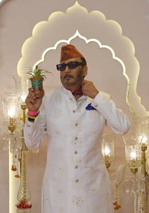 Wedding red carpet of Anant Ambani & Radhika Merchant in Mumbai, India - 12 Jul 2024 Bollywood actor Jackie Shroff poses for a photo holding a potted plant on the red carpet wedding ceremony of Anant Ambani and Radhika Merchant in Mumbai. Mumbai India Copyright: xAshishxVaishnavx xSOPAxImagesx AVaishnav_Wedding red carpet of Anant Ambani _ Radhika Merchant in Mumbai, India (2)