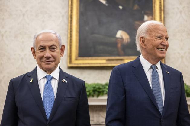 Bilder des Jahres 2024, News 07 Juli News Themen der Woche KW 30 News Bilder des Tages DC: US President Joe Biden meets with Israeli Prime Minister Bejamin Netanyahu at the White House US President Joe Biden meets with Israeli Prime Minister Benjamin Netanyahu for a bilateral meeting in the Oval Office at the White House on July 25, 2024 in Washington, D.C. (Photo by Samuel Corum Pool ABACAPRESS.COM) Washington The White House DC United States  Copyright: xPool ABACAx