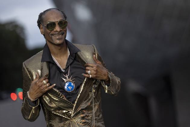 Prelude to the Olympics Diner Snoop Dogg Photo call du Diner Â Prelude pour les JO Â Ã la fondation Vuitton Ã Paris, France, le 25 juillet 2024 Olivier Borde Bestimage Celebs attend the Â Prelude to the Olympics Â in Fondation Vuitton in Paris, France, on July 25, 2024 Anse dArlet France  Copyright: xOLIVIERxBORDEx xBESTIMAGExOLIVIERxBORDEx xBESTIMAGEx