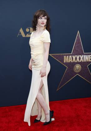 MaXXXine World Premiere, Los Angeles, California, USA - 24 June 2024 Sophie Thatcher at the Los Angeles premiere of MaXXXine held at the TCL Chinese Theater in Hollywood, USA on June 24, 2024., Copyright: xLumeimages.comx xAvalonx 0884461348