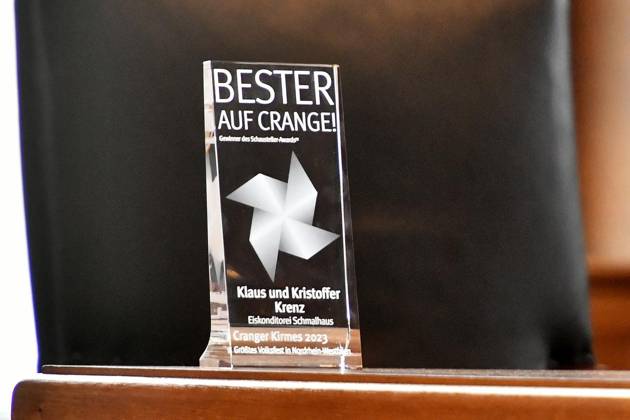 Verleihung des Schausteller-Awards -Bester auf Crange- in Herne ** NUR FÜR REDAKTIONELLE ZWECKE ** EDITORIAL USE ONLY **<p>Die Skulptur, um die es geht bzw. der Preis, um den es geht bei der Verleihung des Schausteller-Awards -Bester auf Crange- am 31.07.2024 im großenSaal des Rathauses am Friedrich-Ebert-Platz 2 in Herne Deutschland NRW Herne Copyright: JürgenxTheobald