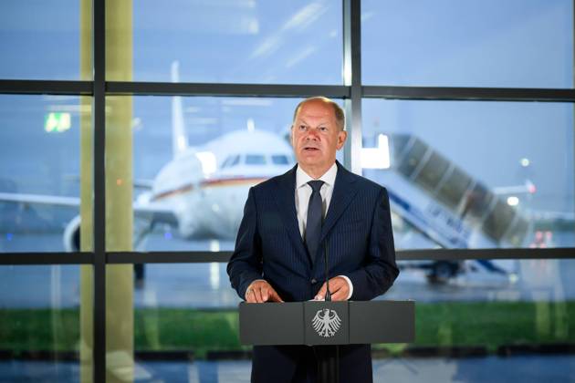 Bilder des Jahres 2024, News 08 August News Themen der Woche KW31 News Bilder des Tages Köln, NRW, Deutschland, 01.08.2024: Flughafen Köln Bonn: Bundeskanzler Olaf Scholz gibt ein Pressestatement zum Gefangenenaustausch