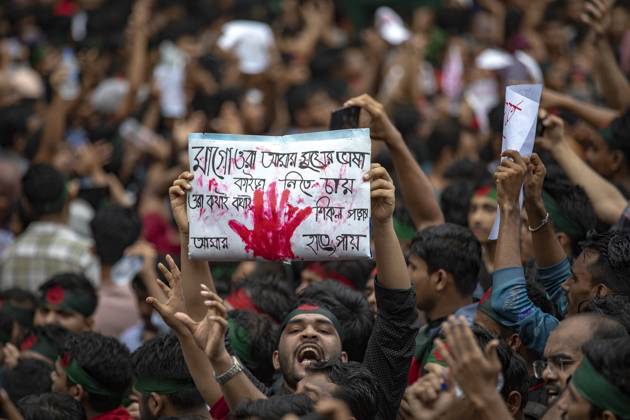 Students Renew Bangladesh Protests An anti-discrimination student is holding placards during a rally at Central Shaheed Minar in Dhaka, Bangladesh, on August 3, 2024, to demand justice for the victims killed in the recent countrywide violence during anti-quota protests. Dhaka Bangladesh  Copyright: xAhmedxSalahuddinx originalFilename: ahmed-quotapro240803_npcPo.jpg