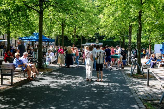 Wochenmarkt auf dem Domplatz. Münster, Nordrhein-Westfalen, DEU, Deutschland, 10.08.2024