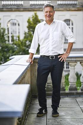 Robert Habeck (Bündnis 90 Die Grünen) Bundesminister für Wirtschaft und Klimaschutz der Bundesrepublik Deutschland ** NUR FÜR REDAKTIONELLE ZWECKE ** EDITORIAL USE ONLY **<p>Robert Habeck (Bündnis 90 Die Grünen) Bundesminister für Wirtschaft und Klimaschutz der Bundesrepublik Deutschland, fotografiert am 20.08.2024 in Berlin. Deutschland Berlin Berlin Copyright: MaurizioxGambarini