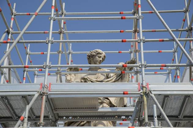 August 21, 2024, Rome, Italy: One of the statues on Ponte Sant Angelo surrounded by scaffolding to allow for its restoration in Rome.Restoration activities on the Statues of Ponte SantÃ¢â‚¬â ¢Angelo have begun in Rome with the aim of preserving and protecting the monuments by disinfecting surfaces, removing unwanted deposits, cleaning, sealing cracks, replacing damaged parts, and applying protective products. Rome Italy - ZUMAv147 20240821_zip_v147_012 Copyright: xMarcelloxValerix