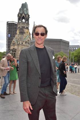 Verleihung des Ernst-Lubitsch-Preises 2024 Marc Hosemann Der Club der Filmjournalisten vergibt den Hauptpreis für die âBeste komödiantische Leistung in einem Kinofilm für seine von Komik und Melancholie gleichermaßen getragene Darstellung des ãTodÒ Ð mit dem weltlichen Namen Morten Ð in ãSophia, der Tod und ichÒ Ankunft, zur Verleihung des Ernst-Lubitsch-Preises 2024 im Rahmen einer Matinee im Berliner ZOO PALAST statt in Berlin, am 25.08.2024
