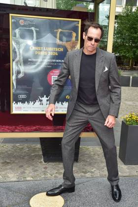 Verleihung des Ernst-Lubitsch-Preises 2024 Marc Hosemann Der Club der Filmjournalisten vergibt den Hauptpreis für die âBeste komödiantische Leistung in einem Kinofilm für seine von Komik und Melancholie gleichermaßen getragene Darstellung des ãTodÒ Ð mit dem weltlichen Namen Morten Ð in ãSophia, der Tod und ichÒ Ankunft, zur Verleihung des Ernst-Lubitsch-Preises 2024 im Rahmen einer Matinee im Berliner ZOO PALAST statt in Berlin, am 25.08.2024