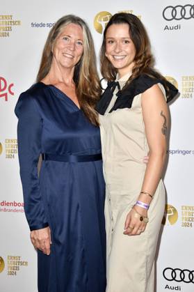 Stacy Thunes und Isabella Krieger bei der 66. Verleihung vom Ernst-Lubitsch-Preis 2024 im Zoo Palast. Berlin, 25.08.2024