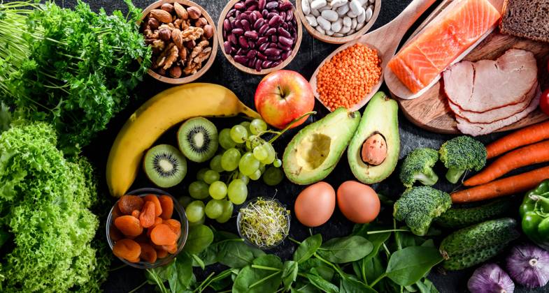Empfohlene Lebensmittel für die Schwangerschaft. Gesunde Ernährung Food products recommended for pregnancy. Healthy diet Copyright: imageBROKER monticello ibxiqx09280812.jpg