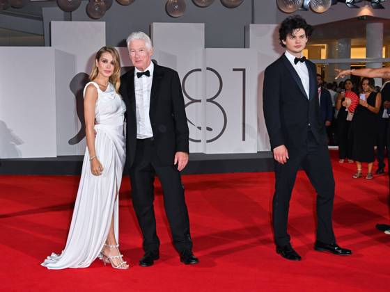 Venice: Venice, 81st Venice Film Festival 2024 - Sixth Evening. Red Carpet Filming Italy Award In the photo: Richard Gere and Alejandra Silva Venice  - ZUMAp169 20240901_zea_p169_1357 Copyright: xManuelexMangiarottix