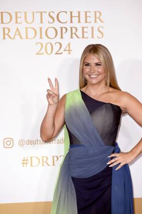 Beatrice Egli bei der Verleihung des 15. Deutschen Radiopreises 2024 im Musical Theater Neue Flora. Hamburg, 05.09.2024