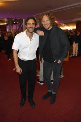 Max Giesinger und Michael Schulte bei der Verleihung des 15. Deutschen Radiopreises 2024 im Musical Theater Neue Flora. Hamburg, 05.09.2024