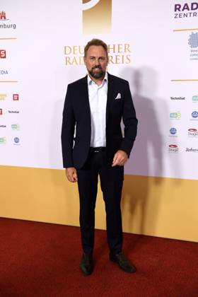 Steven Gätjen bei der Verleihung des Deutschen Radiopreises am 05.09.2024 im Stage Theater Neue Flora in Hamburg