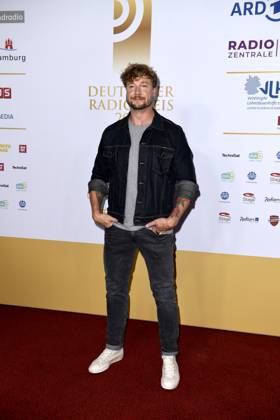 Samu Haber bei der Verleihung des Deutschen Radiopreises am 05.09.2024 im Stage Theater Neue Flora in Hamburg