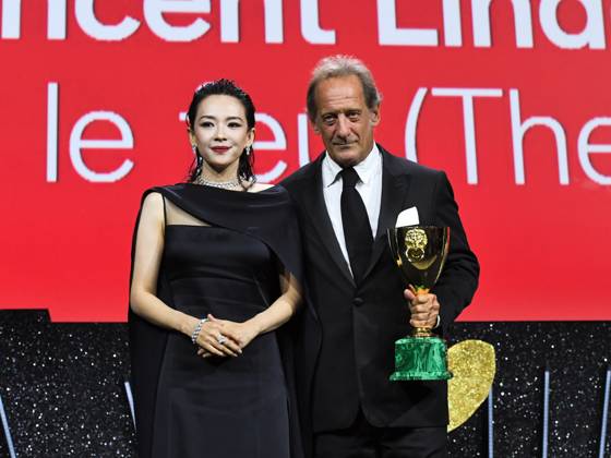 Venice, 81st Venice Film Festival 2024 - Eleventh Evening: Closing Ceremony. The Awards. In the photo Vincent Lindon and Zhang Ziyi  Copyright: xAlbertoxTerenghix xipa-agency.nex xPoolxPhotoxEventsx04x IPA_Agency_IPA49436906