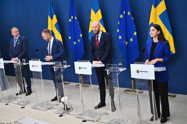 STOCKHOLM, SWEDEN 20240912 Minister of Civil Defense Carl Oskar Bohlin M , Minister of Civil Affairs Erik Slottner KD , Minister of Climate and Environment Romina Pourmokhtari L and Lars Wistedt SD will hold a press conference to present initiatives in the 2025 budget bill that will strengthen civil defense STOCKHOLM SWEDEN x10090x Copyright: xClaudioxBresciani TTx PRESSTRÄFF BUDGETNYHETER aTo5klqufvo