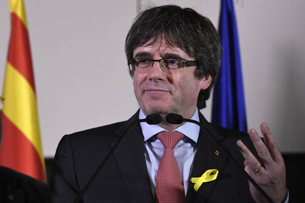 Carles Puigdemont follows the elections in Catalonia from Brussels - Le Ministre-Président catalan destitué Carles Puigdemont et les membres du Gouvernement de la Catalogne suivent les élections du 21 décembre depuis Bruxelles ( Square Brussels Meeting Centre ) - De ontslagen Catalaanse minister President Carles Puigdemont en de leden van de regering van Catalonië volgen de verkiezingen van 21 december vanuit Brussel (Square Brussels Meeting Centre) 21 12 2017 pict. by Didier Lebrun Photo News Brussels Belgium  Copyright: xDidierxLebrunx