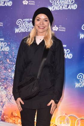 Holly Willoughby attends the Hyde Park Winter Wonderland Preview Night 2022 in London, England. UK. Thursday 17th November 2022. - Copyright: xJamesxWarrenx adkfj830