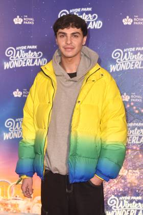 Stevie Ruffs attends the Hyde Park Winter Wonderland Preview Night 2022 in London, England. UK. Thursday 17th November 2022. - Copyright: xJamesxWarrenx adkfj847