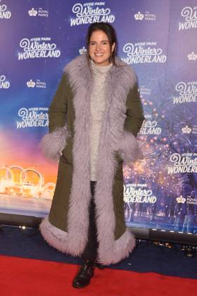 Binky Felstead attends the Hyde Park Winter Wonderland Preview Night 2022 in London, England. UK. Thursday 17th November 2022. - Copyright: xJamesxWarrenx adkfj860