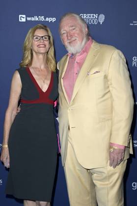 Leslie Malton mit Ehemann Felix von Manteuffel bei der Verleihung des Deutschen Schauspielpreises 2024 im Club Theater Berlin. Berlin, 13.09.2024