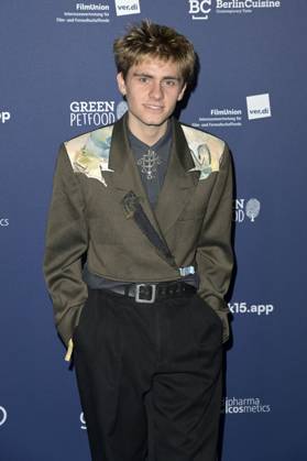 Florian Geißelmann bei der Verleihung des Deutschen Schauspielpreises 2024 im Club Theater Berlin. Berlin, 13.09.2024
