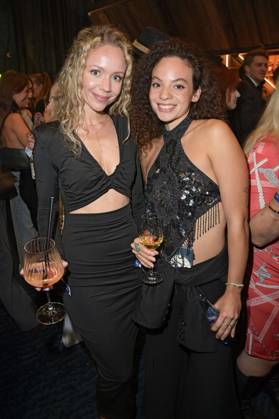 Joelle Banse und Isabelle Geiss bei der Verleihung des Deutschen Schauspielpreises 2024 im Club Theater Berlin. Berlin, 13.09.2024
