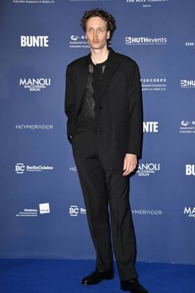 Julius Feldmeier bei der Verleihung des Deutschen Schauspielpreises 2024 im Club Theater Berlin. Berlin, 13.09.2024