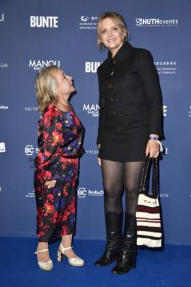 Christine Urspruch und Laura Tonke bei der Verleihung des Deutschen Schauspielpreises 2024 im Club Theater Berlin. Berlin, 13.09.2024