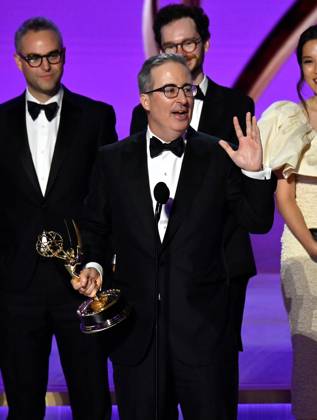 John Oliver accepts the Outstanding Scripted Variety Series award for Last Week Tonight with John Oliver onstage during the 76th annual Primetime Emmy Awards at the Peacock Theater in Los Angeles on Sunday, September 15, 2024.  LAP20240915200 JIMxRUYMEN
