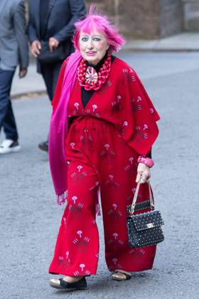 Bilder des Jahres 2024, Entertainment 09 September Entertainment Bilder des Tages LFW 40th Anniversary Reception - Monday 16 September 2024 - Downing Street, London English Fashion Designer - Zandra Rhodes arrives at Downing Street, London, England, UK on Monday 16 September, 2024 for a reception hosted by British Prime Minister Sir Keir Starmer for the British Fashion Council and guests to celebrate the 40th Anniversary of London Fashion week., Credit:Justin Ng Avalon UK, England, London, Downing Street Copyright: xJustinxNgx xAvalonx 0908591999