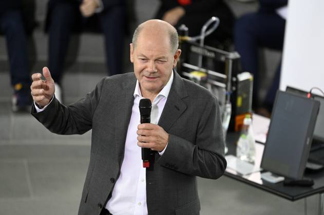 Olaf Scholz beim Empfang der Preisträgerinnen und Preisträger des 59. Bundeswettbewerbs Jugend forscht im Bundeskanzleramt. Berlin, 18.09.2024