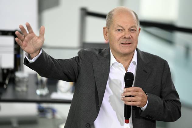 Olaf Scholz beim Empfang der Preisträgerinnen und Preisträger des 59. Bundeswettbewerbs Jugend forscht im Bundeskanzleramt. Berlin, 18.09.2024