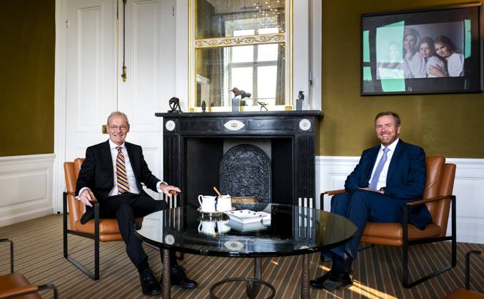 19-09-2024 Palace King Willem-Alexander during a meeting with Jean Rummenie Staatssecretaris van Landbouw, Visserij, Voedselzekerheid en Natuur (State Secretary for Agriculture, Fisheries, Food Security and Nature) in The Hague. Â Copyright: xPPEx