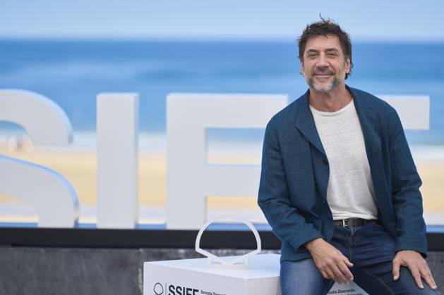 Entertainment Bilder des Tages 72nd San Sebastian International Film Festival: ˜Javier Bardem - Donostia Award 2023 Javier Bardem receives the Donosti Award 2023 during 72nd San Sebastian International Film Festival at Kursaal Palace on September 20, 2024 in Donostia San Sebastian, Spain Photo by IMAGO MPG Donostia San Sebastian Kursaal Palace Euskadi Spain  Copyright: xMPGx