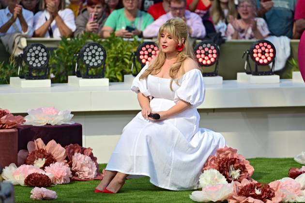 ZDF - Fernsehgarten. Sängerin Maite Kelly während der ZDF - Unterhaltungsshow Fernsehgarten am 22.09.2024 in Mainz. 20240922MWI007261