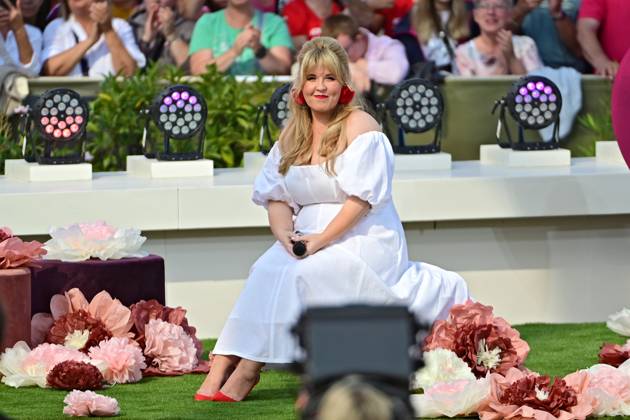 ZDF - Fernsehgarten. Sängerin Maite Kelly während der ZDF - Unterhaltungsshow Fernsehgarten am 22.09.2024 in Mainz. 20240922MWI007369