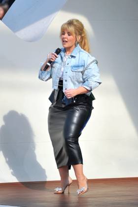 ZDF - Fernsehgarten. Sängerin Maite Kelly während der ZDF - Unterhaltungsshow Fernsehgarten am 22.09.2024 in Mainz. 20240922MWI006625