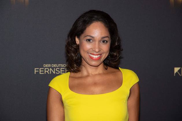 Jana PAREIGIS, Moderatorin, Roter Teppich, Red Carpet Show, Ankunft, arrival, Verleihung des Deutschen Fernsehpreises, Die Nacht der Kreativen - Der Deutsche Fernsehpreis 2024, Deutscher Fernsehpreis 2024 in Koeln, am 24.09.2024.