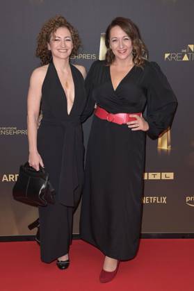 Janine Dauterich mit Schwester Luise Dauterich bei der Verleihung des Deutschen Fernsehpreises 2024 - Die Nacht der Kreativen in der Flora Köln. Köln, 24.09.2024