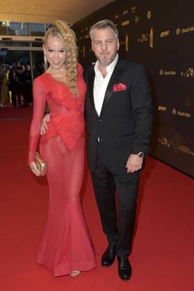 Marvin Kren mit Ehefrau Kirsten Hiller-Kren bei der Verleihung des Deutschen Fernsehpreises 2024 - Die Nacht der Kreativen in der Flora Köln. Köln, 24.09.2024