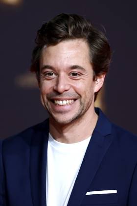 Moderator Tobias Krell (Checker Tobi) auf dem Red Carpet beim Deutschen Fernsehpreis 2024 in den MMC-Studios in Ossendorf. Köln, 25.09.2024 NRW Deutschland Copyright: xChristophxHardtx