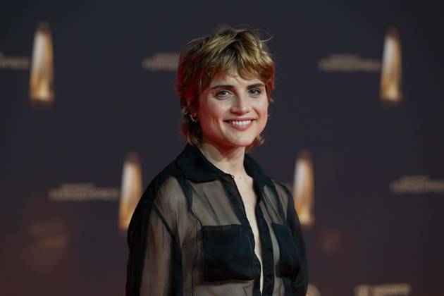 Mala EMDE, Schauspielerin, Roter Teppich, Red Carpet Show, Ankunft, arrival, Verleihung des Deutschen Fernsehpreises, Der Deutsche Fernsehpreis 2024, Deutscher Fernsehpreis 2024 in den MMC Studios Koeln, am 25.09.2024.