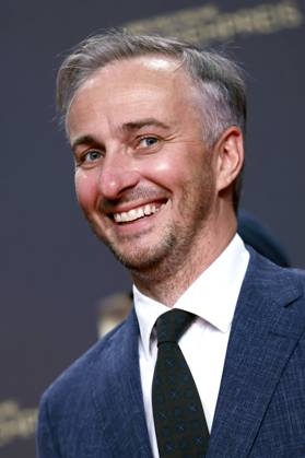Entertainer und Satiriker Jan Böhmermann auf dem Red Carpet beim Deutschen Fernsehpreis 2024 in den MMC-Studios in Ossendorf. Köln, 25.09.2024 NRW Deutschland Copyright: xChristophxHardtx