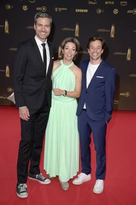 Ingo Zamperoni, Anna Planken und Tobias Krell bei der Verleihung des Deutschen Fernsehpreises 2024 in den MMC Studios. Köln, 25.09.2024